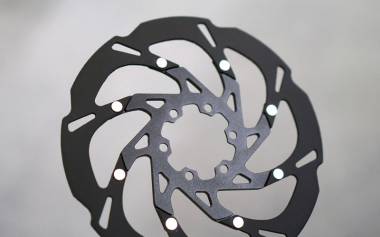 Reasons How Innovative Engineering Backing Carbon Rotors In Mumbai